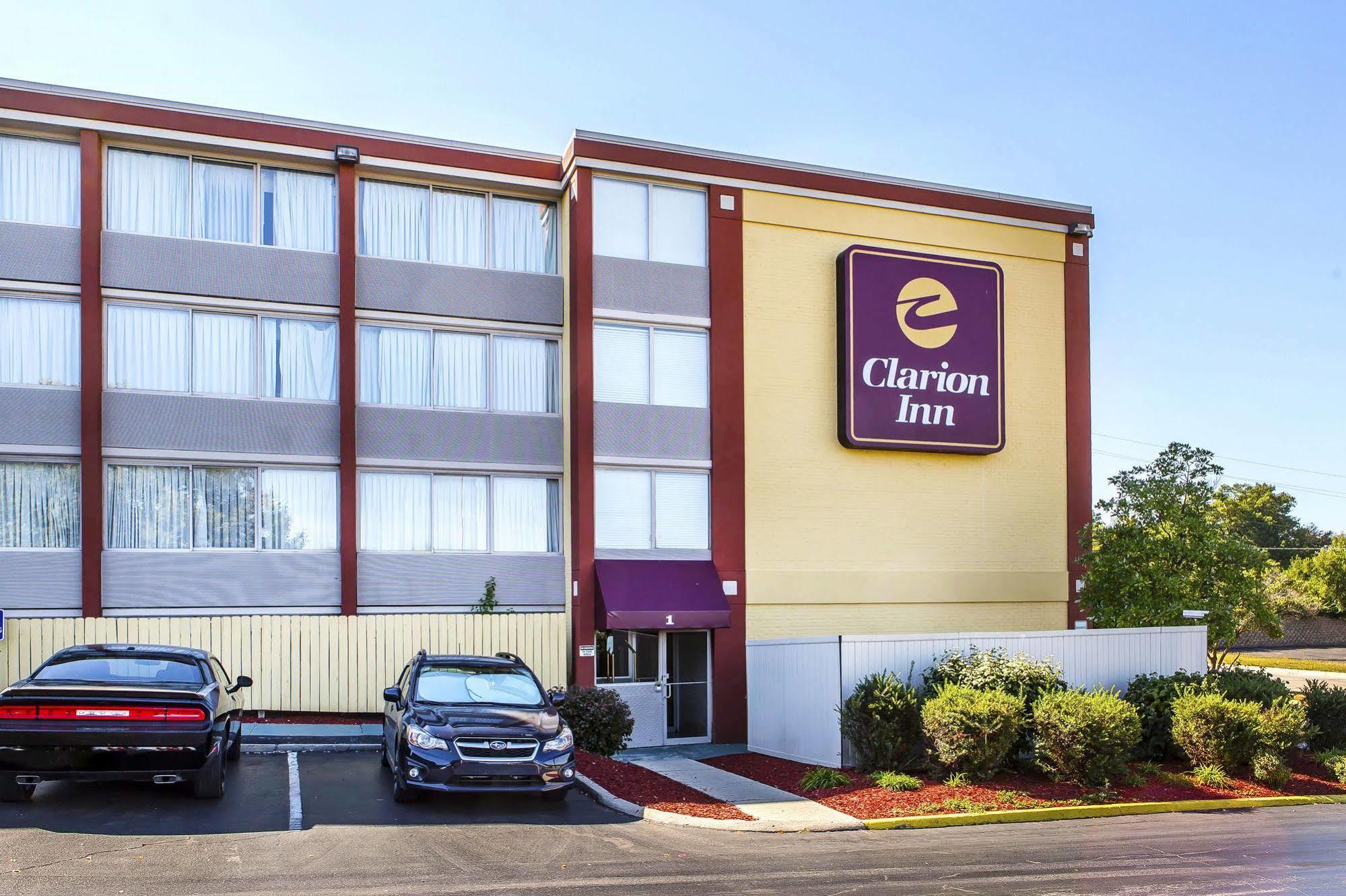 Quality Inn Dayton Airport Englewood Экстерьер фото